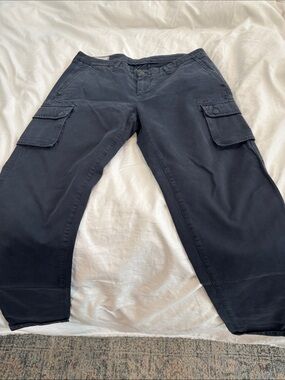 Ami Men's Navy Cargo Pants